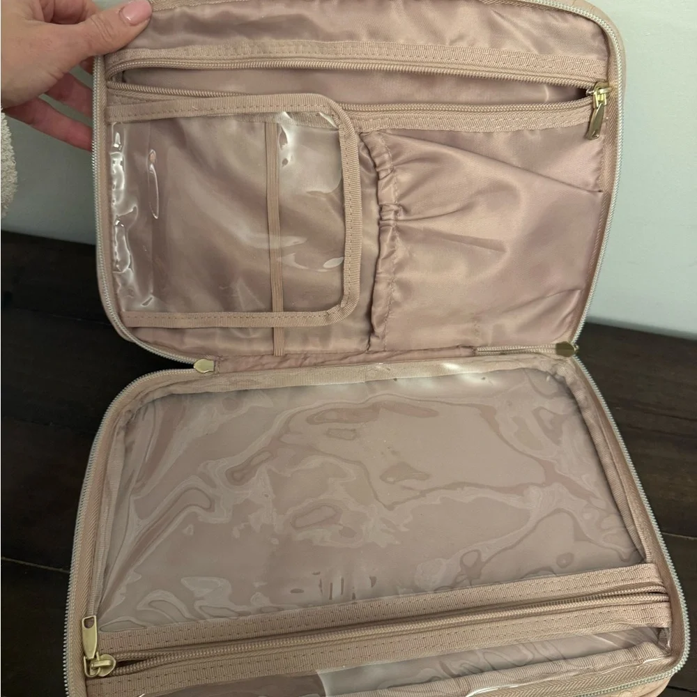Sonia Kashuk Blush Pink Faux Croc Double Zip Makeup Train Case Gold Hardware
